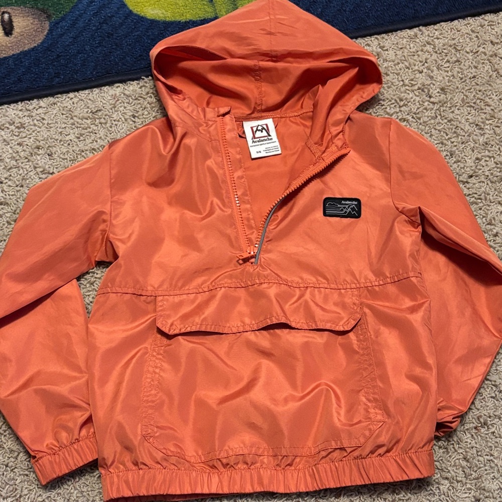 Avalanche Hooded Windbreaker & Shorts